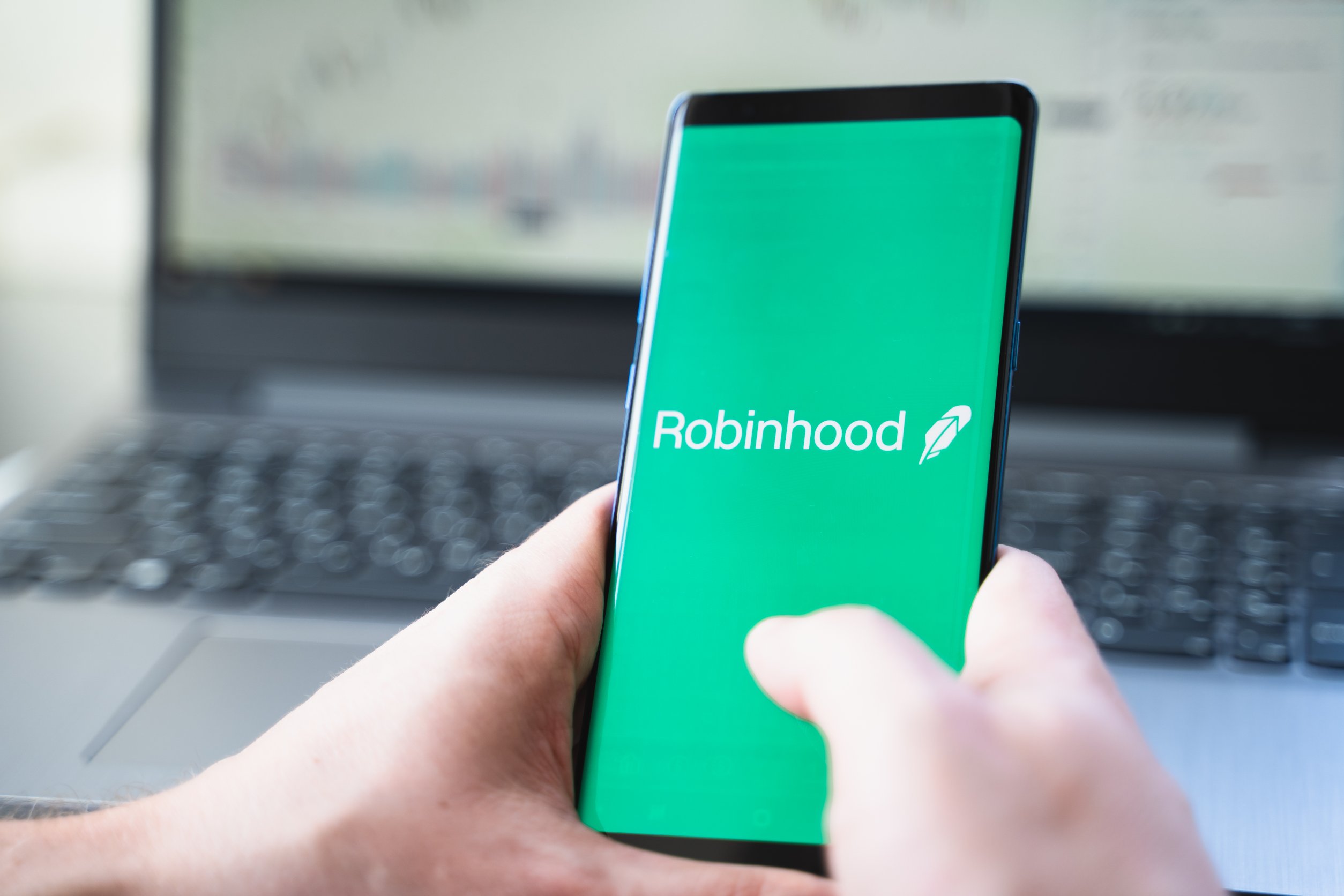 163321543 m Robinhood stock to go ‘higher’ after report the SEC won’t ban PFOF