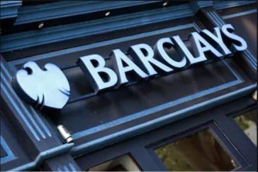 Barclays Should you buy the Barclays share price dip?