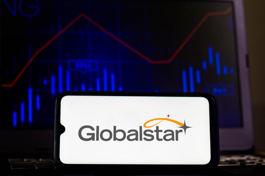 globalstar shares Apple deal causes Globalstar shares to jump: here’s where to buy GSAT stock