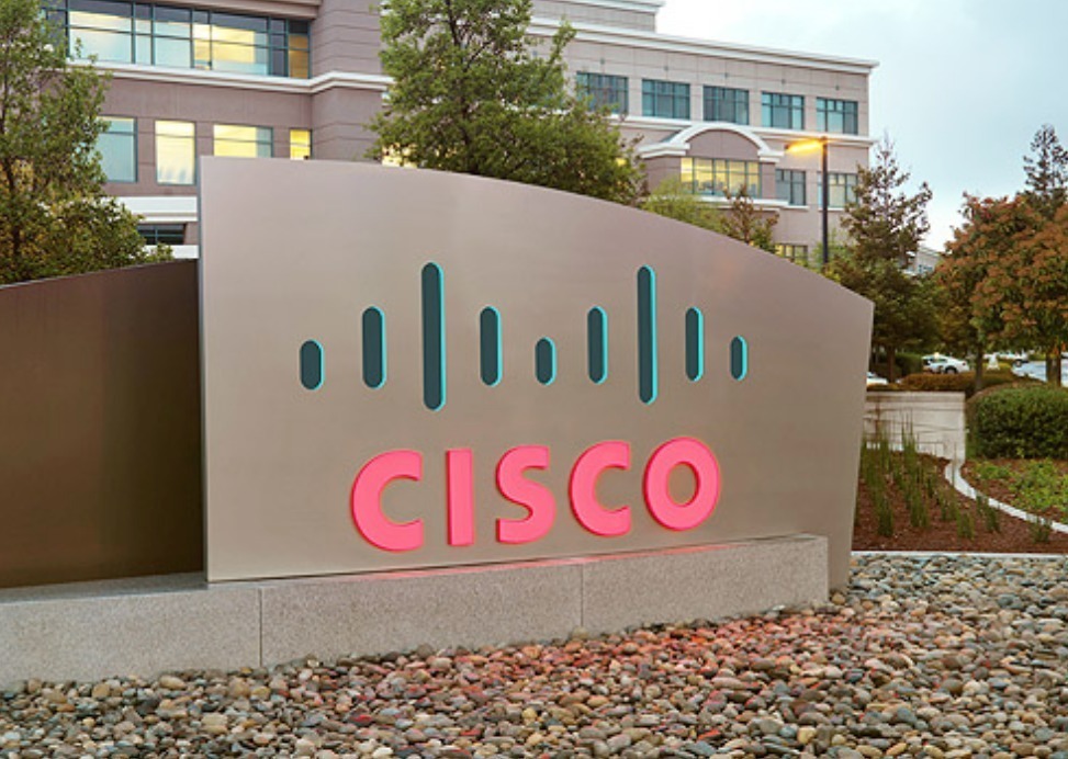 should i buy cisco shares after evercore assigned a buy rating Should I buy Cisco shares after a positive view from UBS?