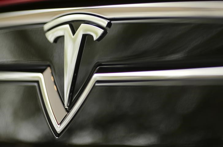 Tesla loses one of its biggest Street bulls as Morgan Stanley cuts rating - Rich Tv