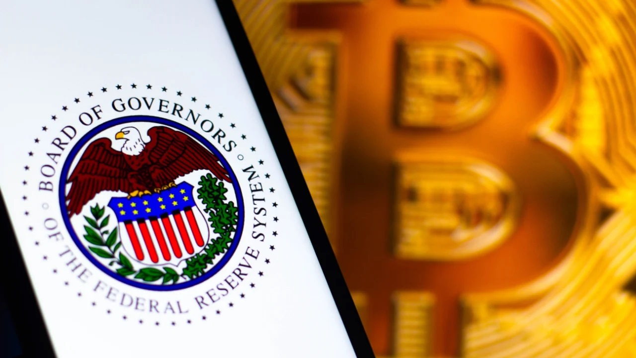 Bitcoin Consolidates Lower Ahead of FOMC Meeting Minutes - Rich Tv